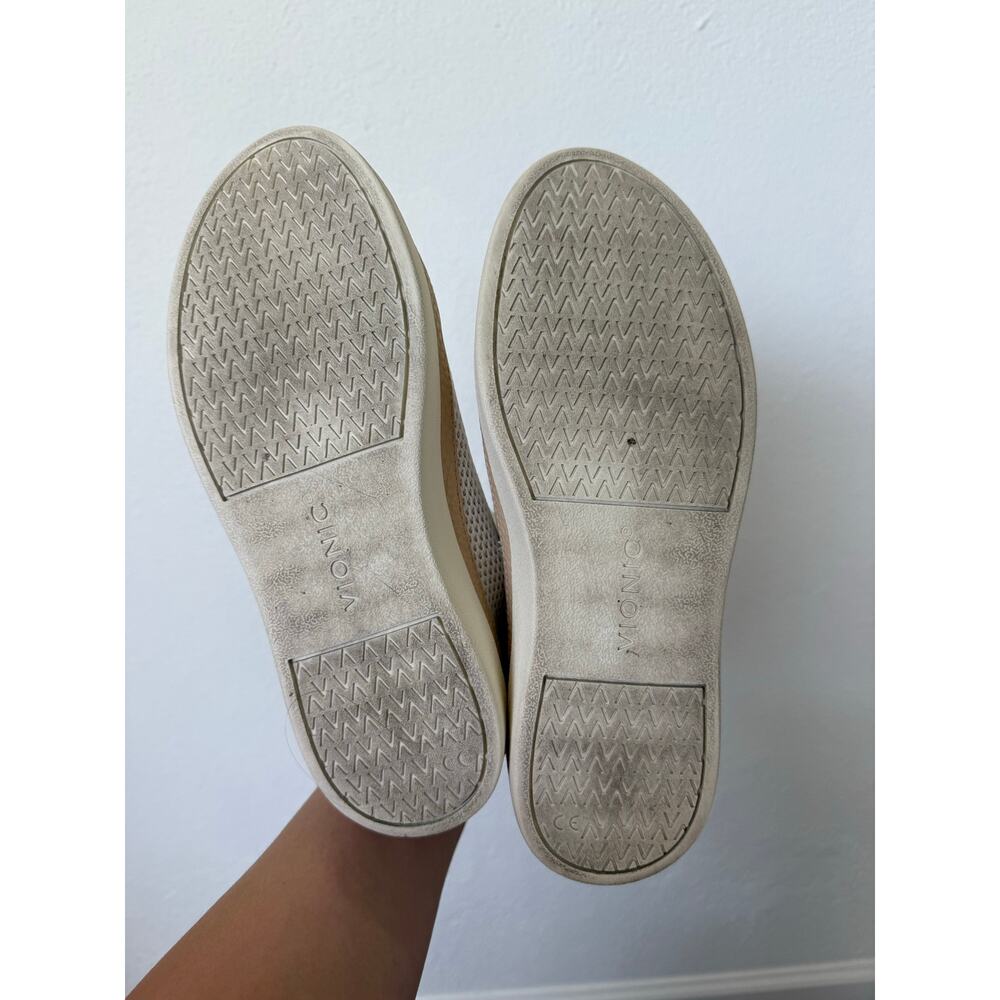 Vionic Galia Knit Sneakers White Tan Sz 7 Casual Comfort Mesh Minimalist - Picture 7 of 8